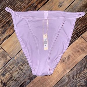 SKIMS triangle bottoms S